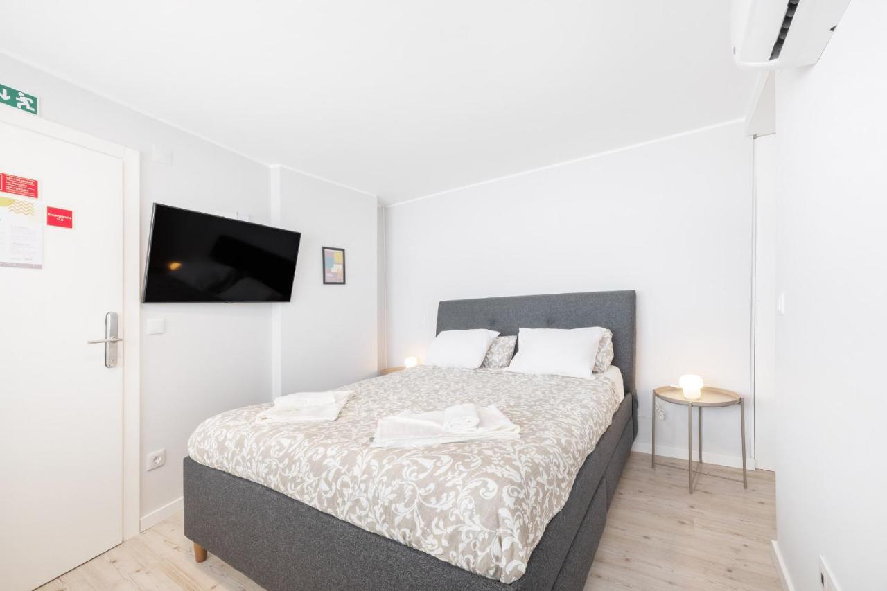 Olala Lisbon Oriente Suites III Extérieur photo