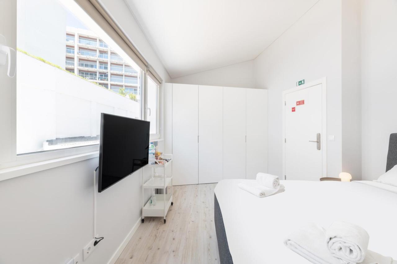 Olala Lisbon Oriente Suites III Extérieur photo